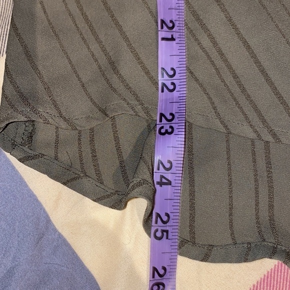 APT. 9 Army green sheer  long sleeve blouse L - Picture 6 of 11